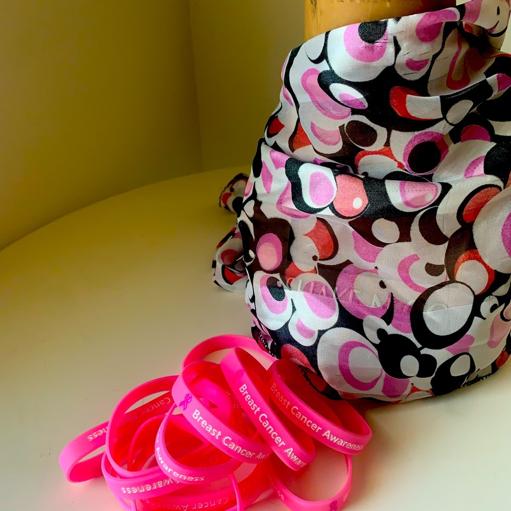 Women pink self-awareness cancer bracelet